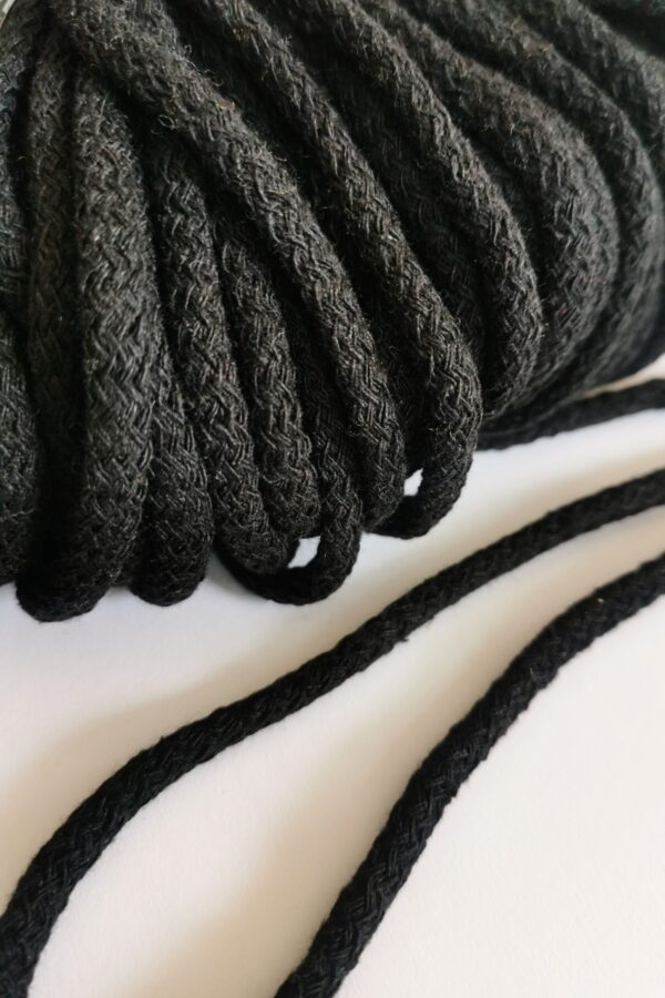Sznurek bawełniany 5 mm BLACK